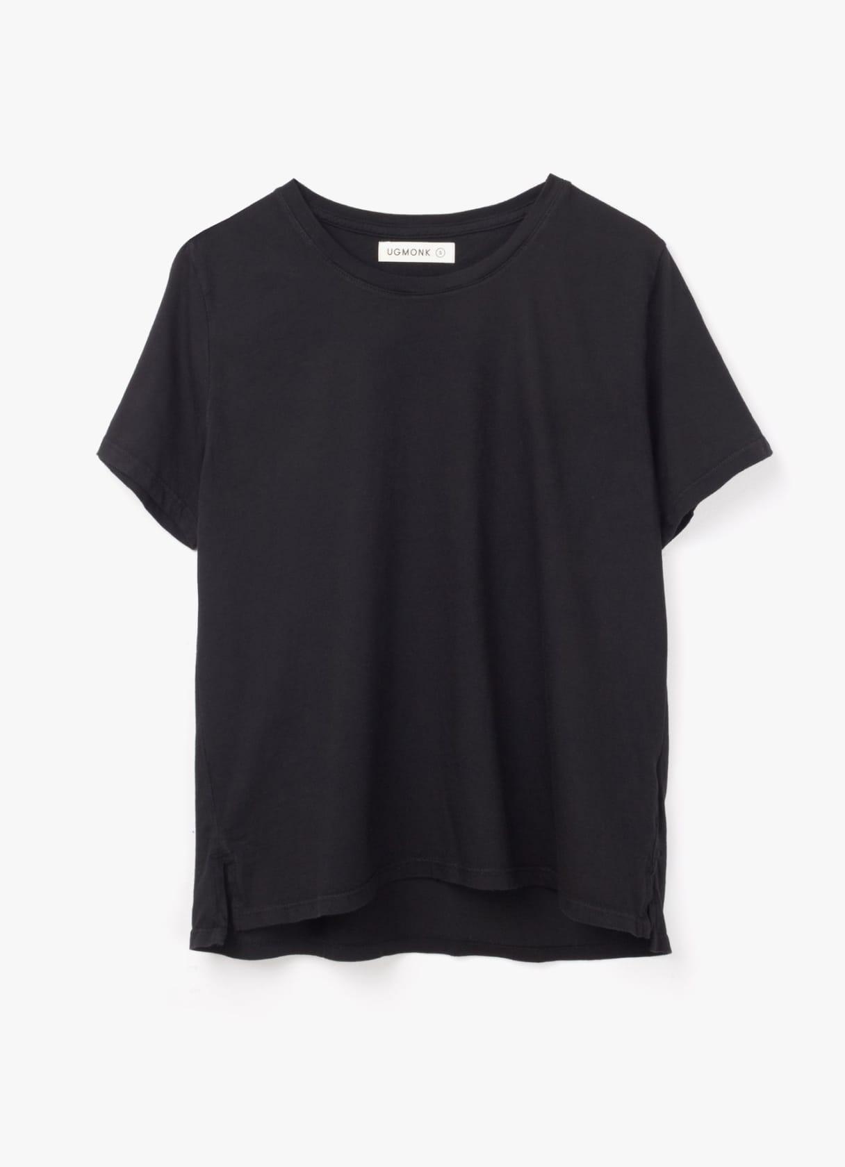 black tee